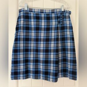 Lands End clear blue plaid kilt skirt, women's 10